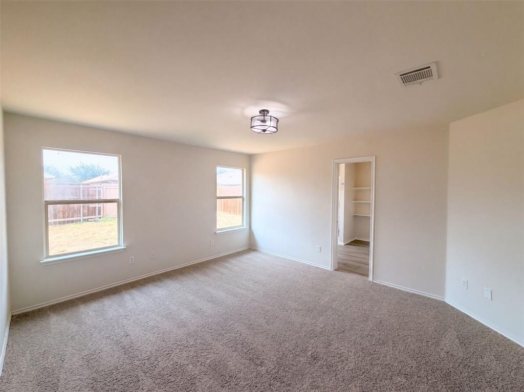 2011 Allyson Drive Property Photo 4