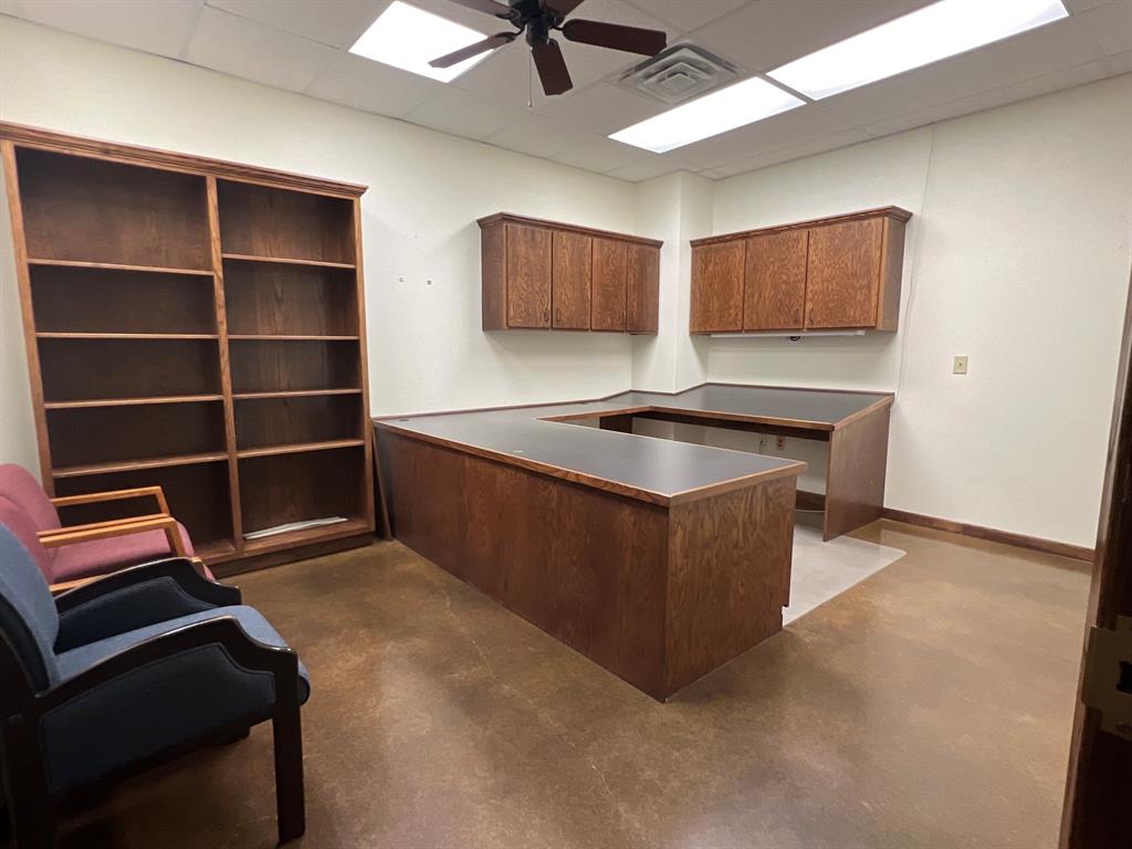 4301 Danhil Drive Property Photo 11