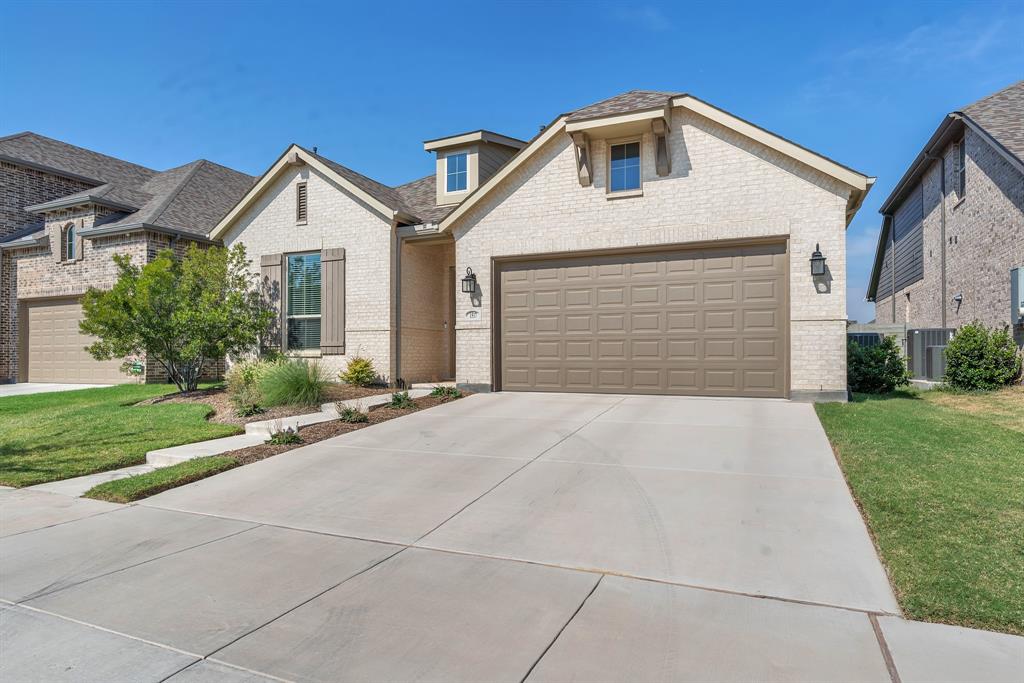 1517 Chickadee Drive Property Photo 2