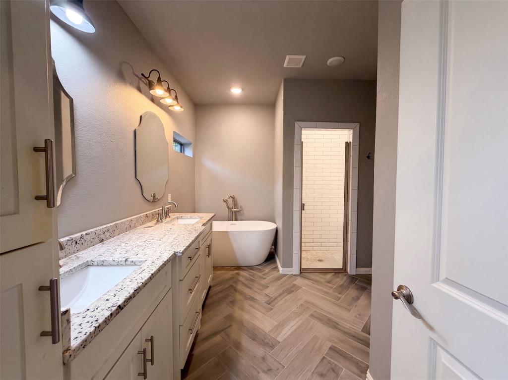 3712 Magnolia Court Property Photo 8