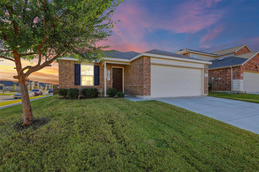 10101 Newtown Drive Property Photo 1