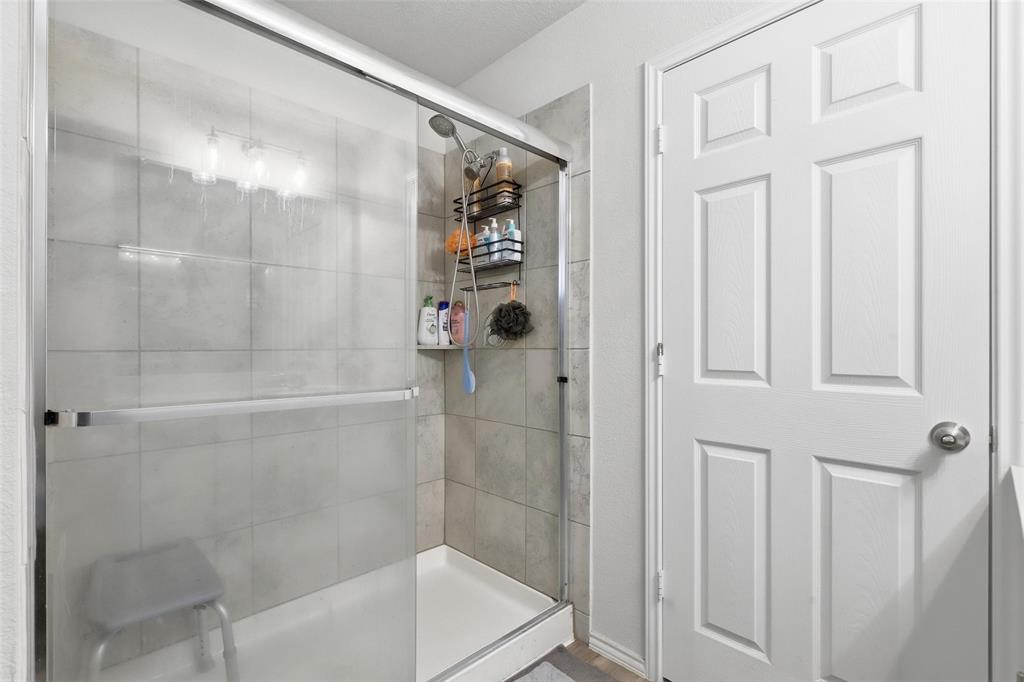 10101 Newtown Drive Property Photo 17