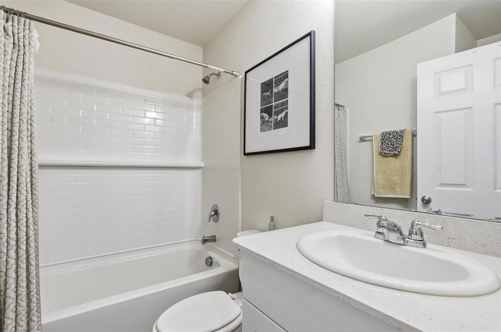 10101 Newtown Drive Property Photo 22