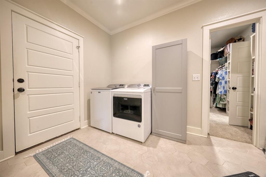 18347 Timber Oaks Drive Property Photo 31