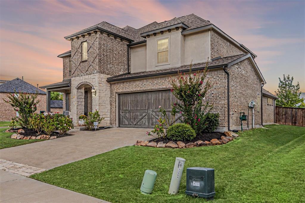 11264 Geranium Drive Property Photo 3
