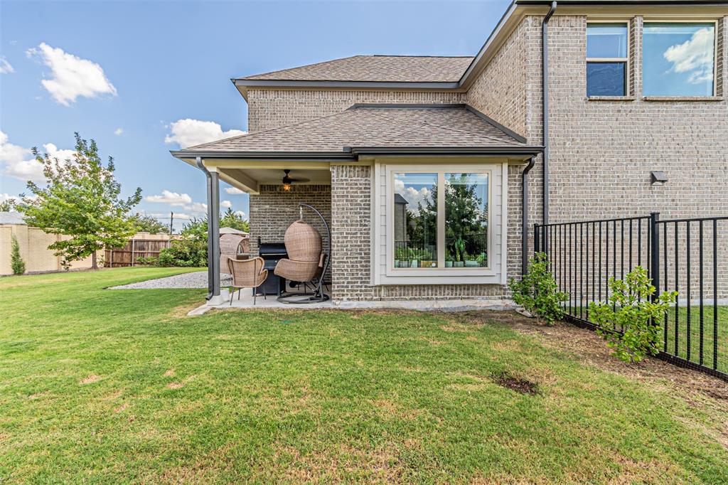 11264 Geranium Drive Property Photo 34
