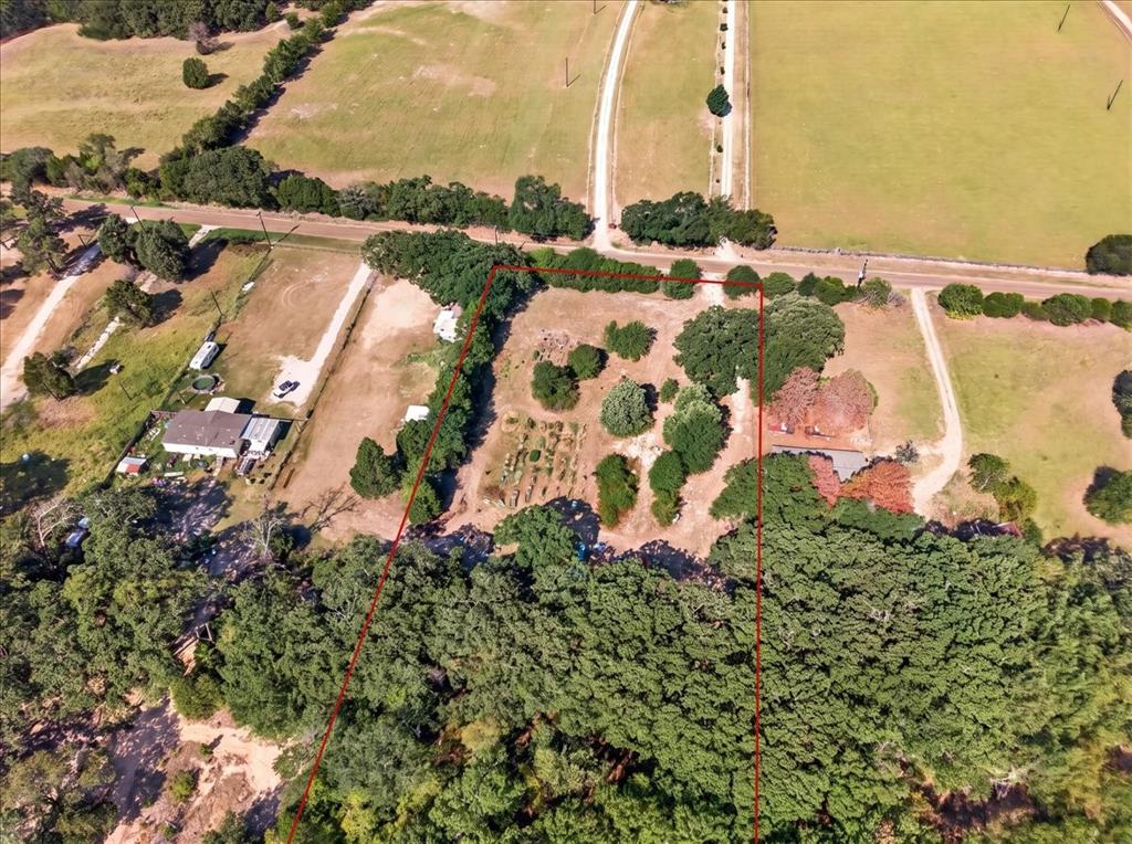 8112 Co Rd 2813 Property Photo 6