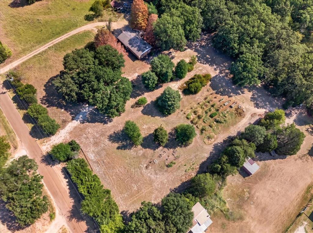 8112 Co Rd 2813 Property Photo 8