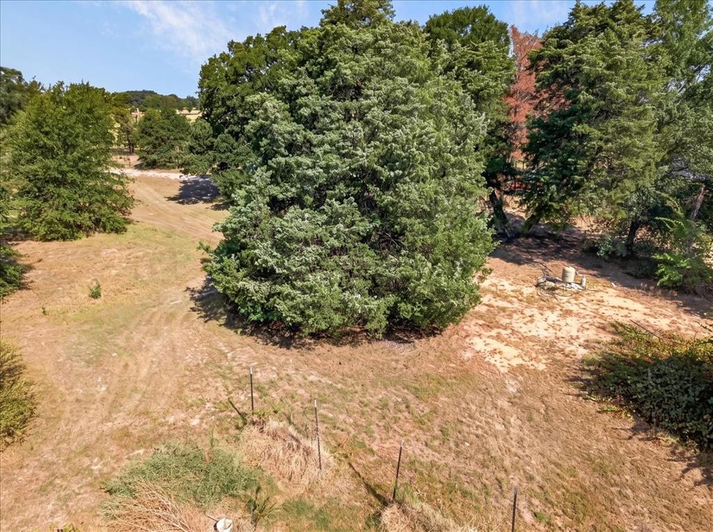 8112 Co Rd 2813 Property Photo 10