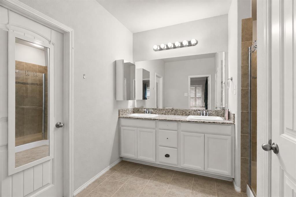 4741 Meadow Green Trail Property Photo 11