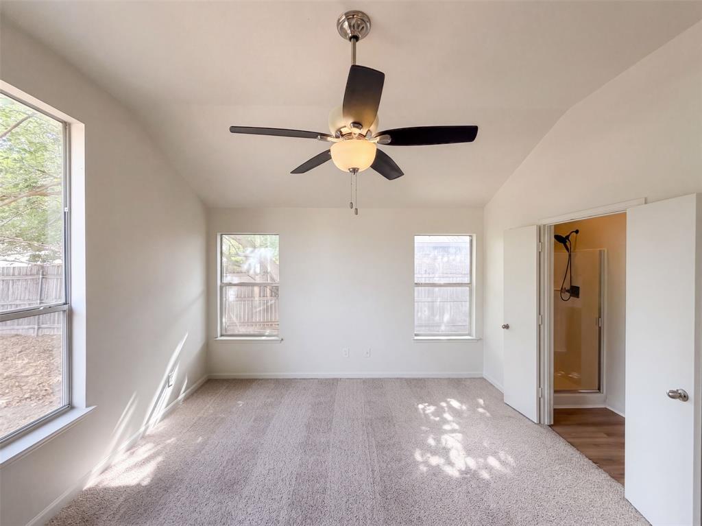 825 Dixon Lane Property Photo 4