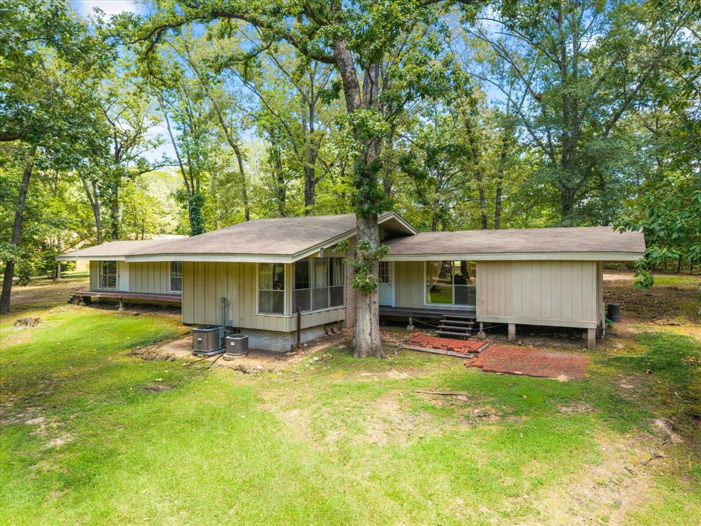 106 Lively Avenue Property Photo 2
