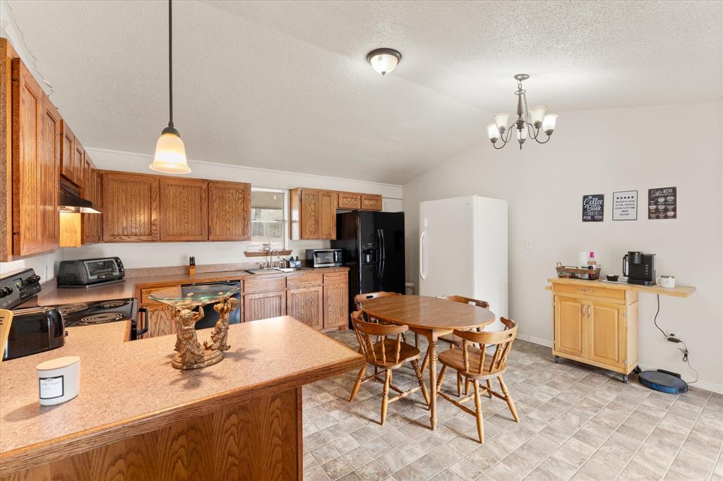 106 Lively Avenue Property Photo 13