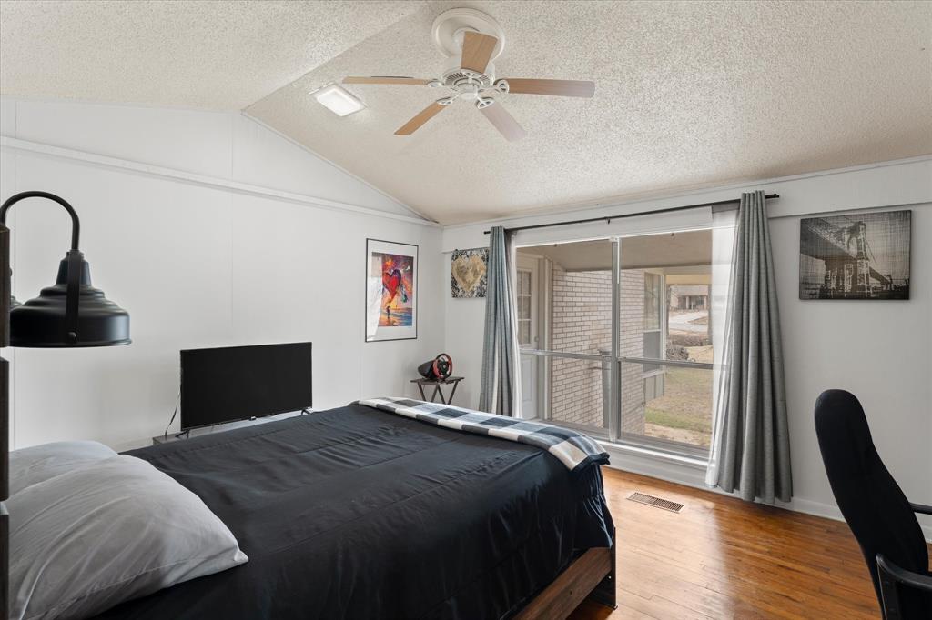 106 Lively Avenue Property Photo 14