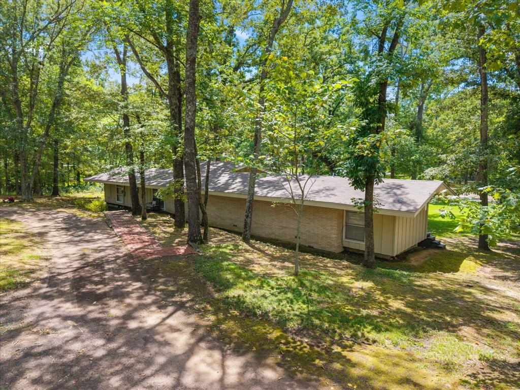 106 Lively Avenue Property Photo 22