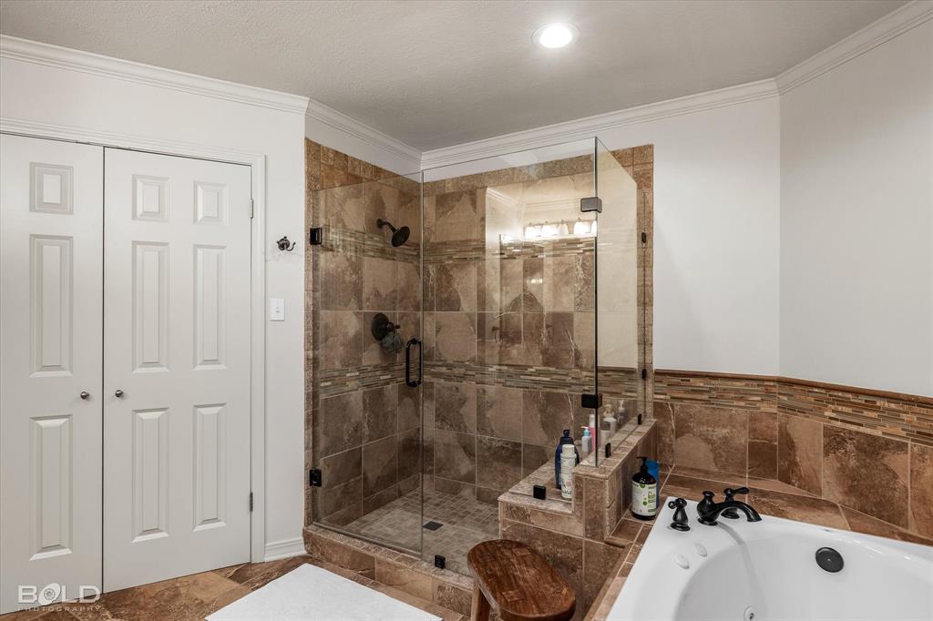 1719 Lakecrest Drive Property Photo 29