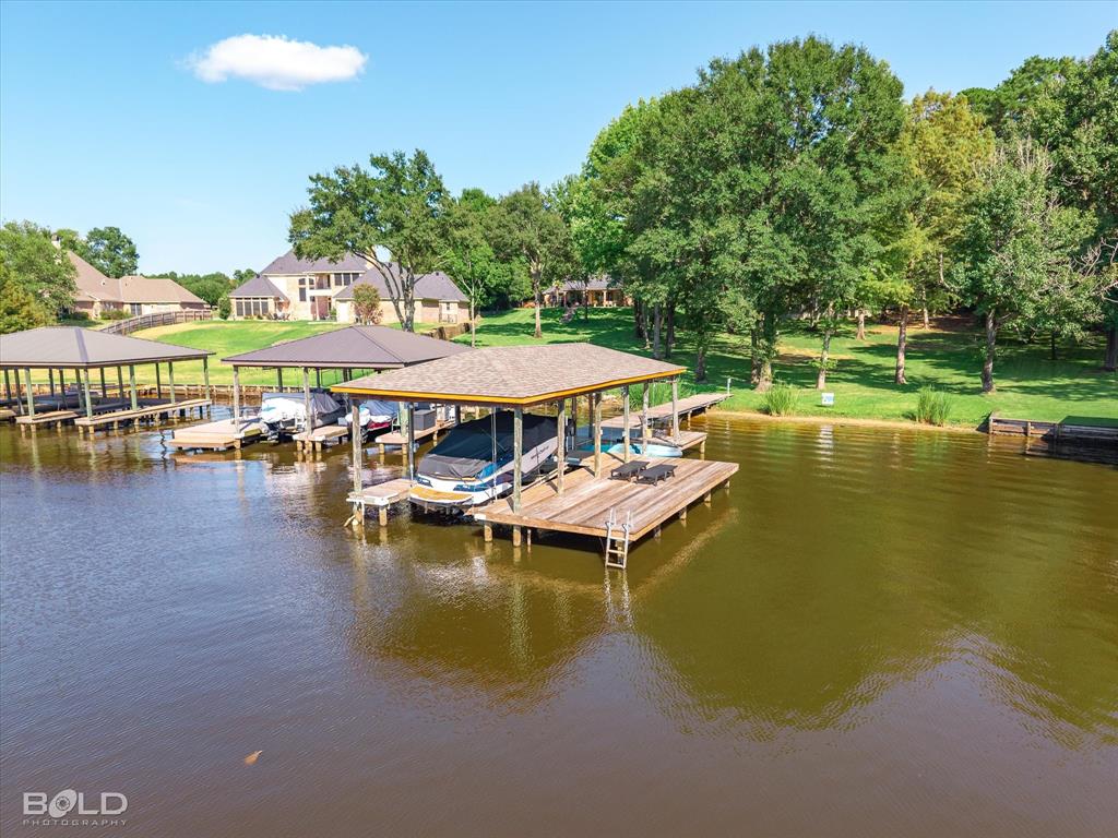 1719 Lakecrest Drive Property Photo 39