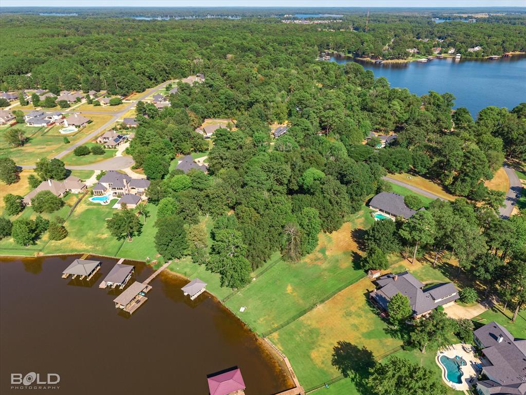 1719 Lakecrest Drive Property Photo 40
