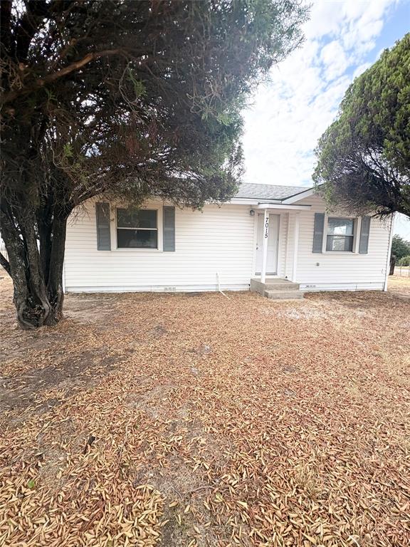 7015 FM 920 Property Photo 1