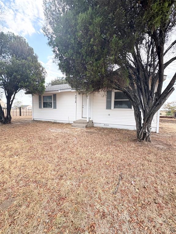 7015 Fm 920 Property Photo 2