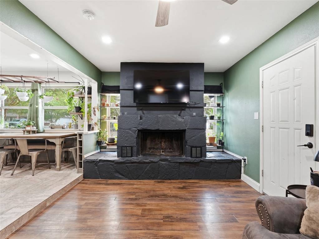 824 Crosby Avenue Property Photo 1