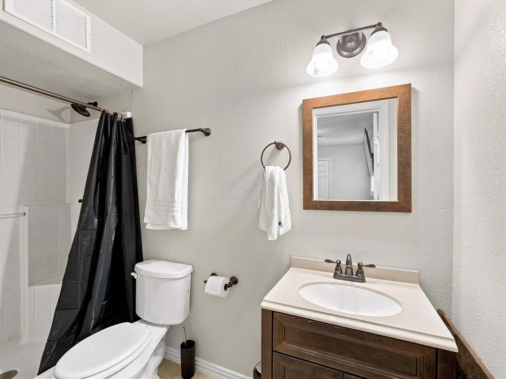 408 Inwood Road Property Photo 24