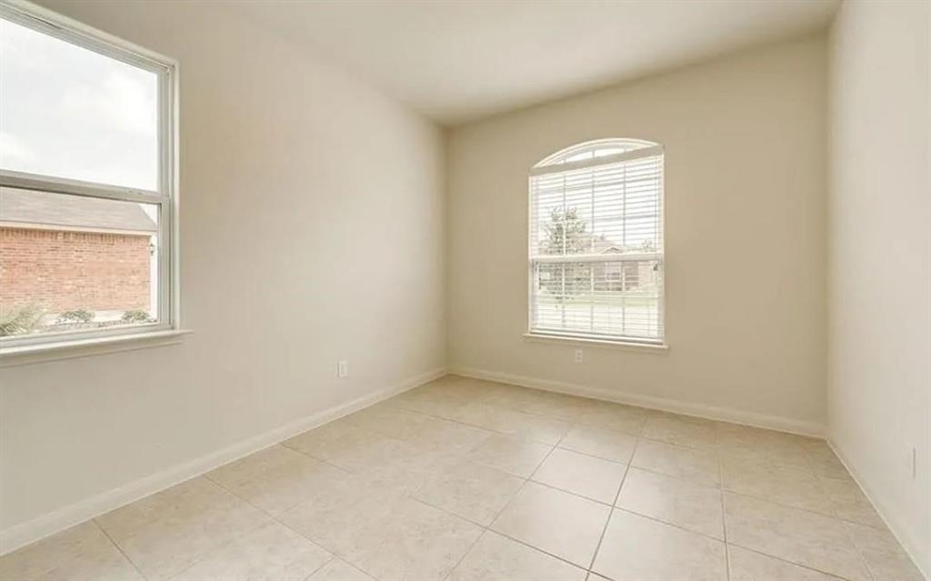 1438 Se Park Trails Boulevard Property Photo 4