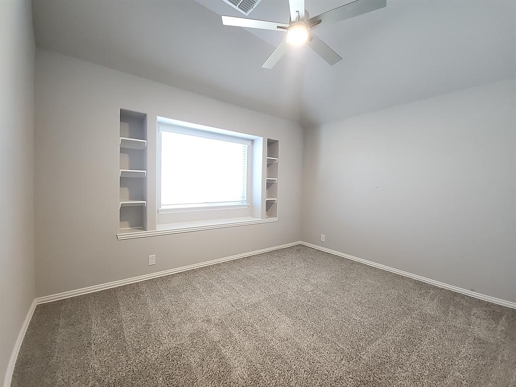 900 Superbloom Avenue Property Photo 27