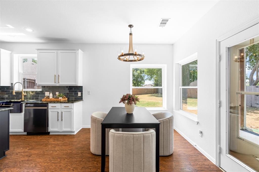 1702 Leander Court Property Photo 15