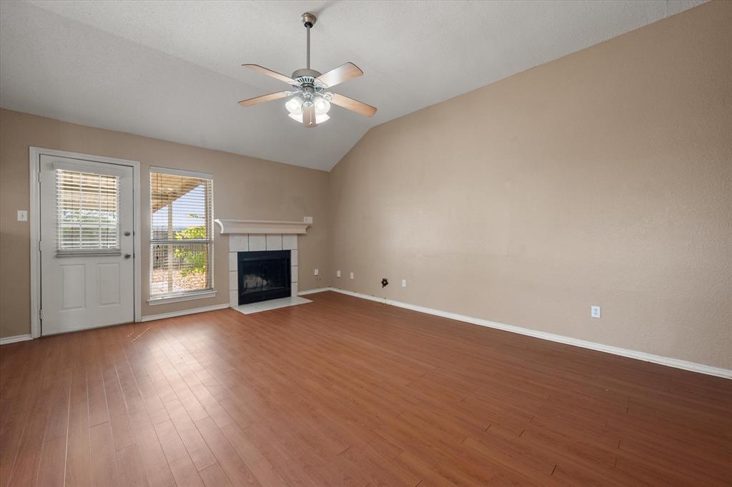 1212 Charles Drive Property Photo 6
