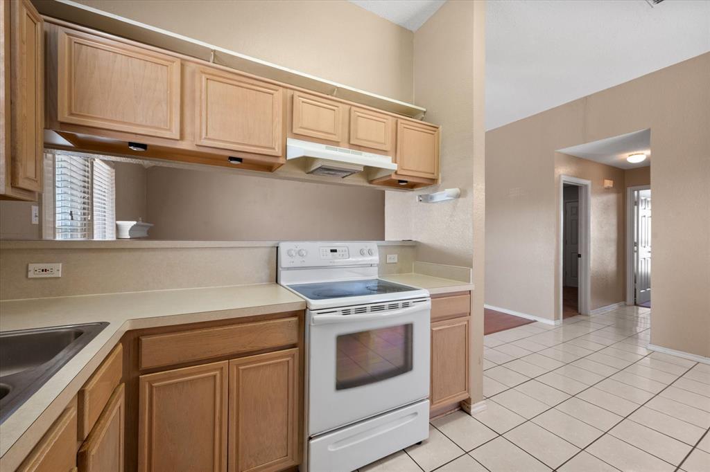 1212 Charles Drive Property Photo 10