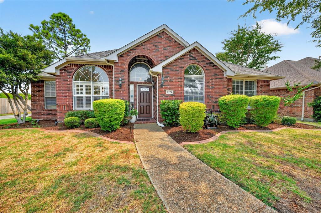 4224 Arbor Creek Drive Property Photo 1