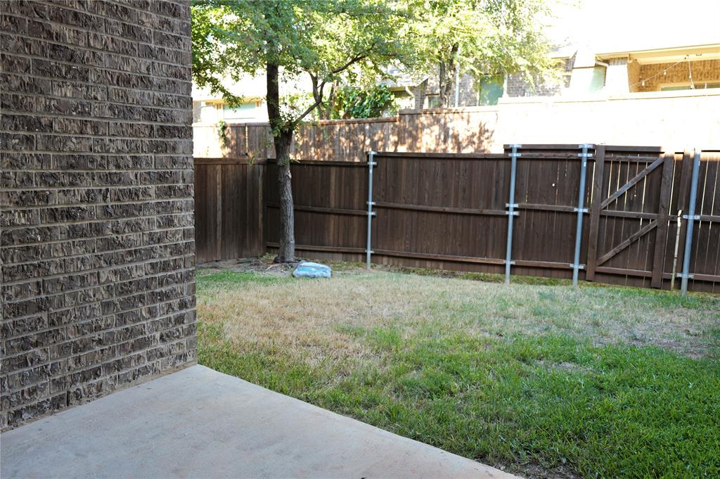 17728 Coralberry Drive Property Photo 24