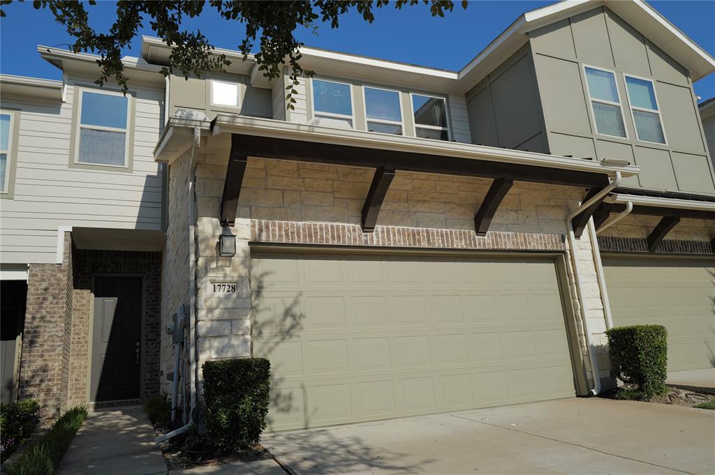 17728 Coralberry Drive Property Photo 28