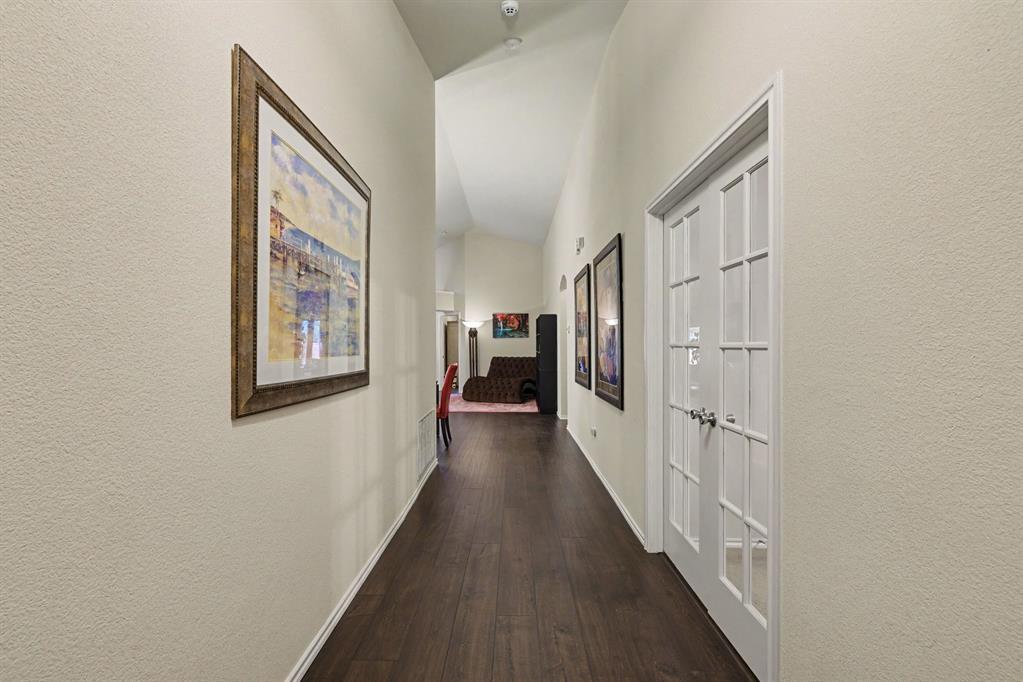 5896 Vista Heights Lane Property Photo 17