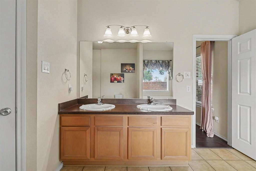 5896 Vista Heights Lane Property Photo 23
