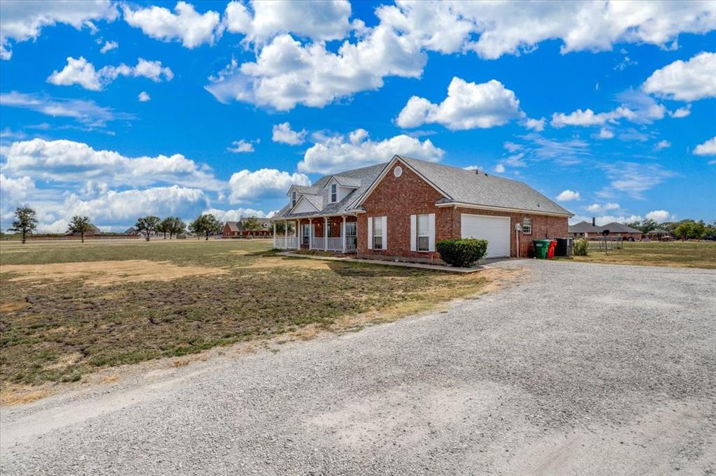 1281 Fm 151 Property Photo 3