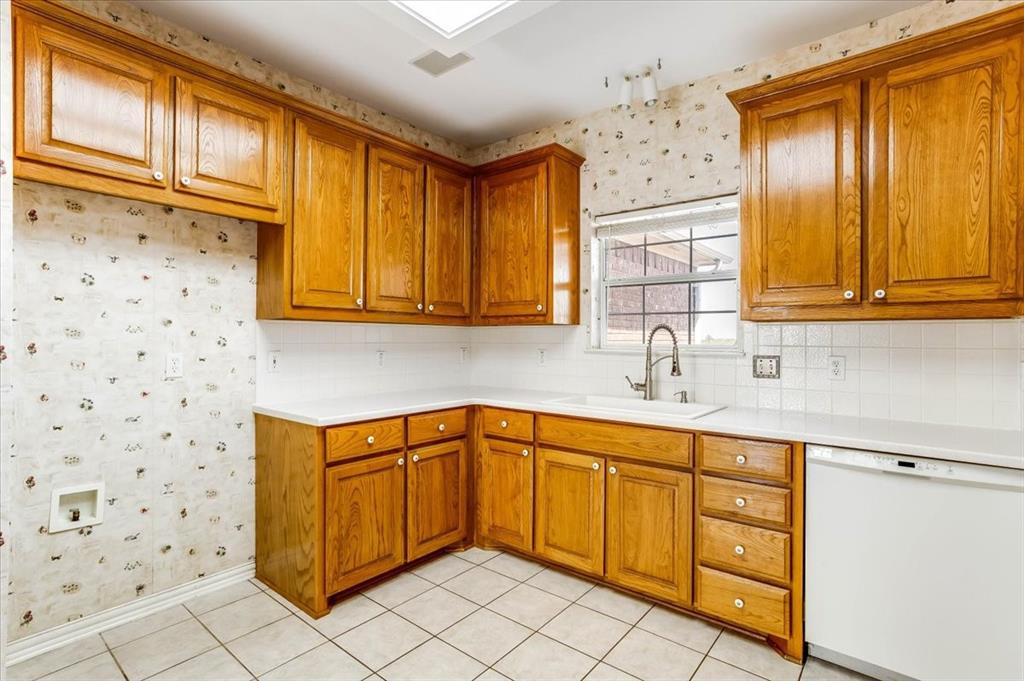 1281 Fm 151 Property Photo 14