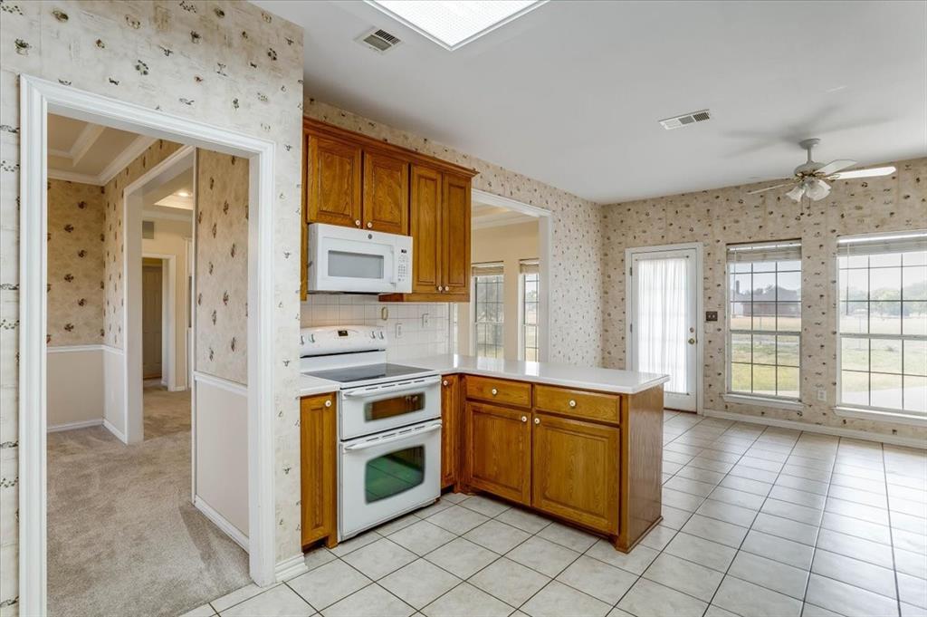 1281 Fm 151 Property Photo 15