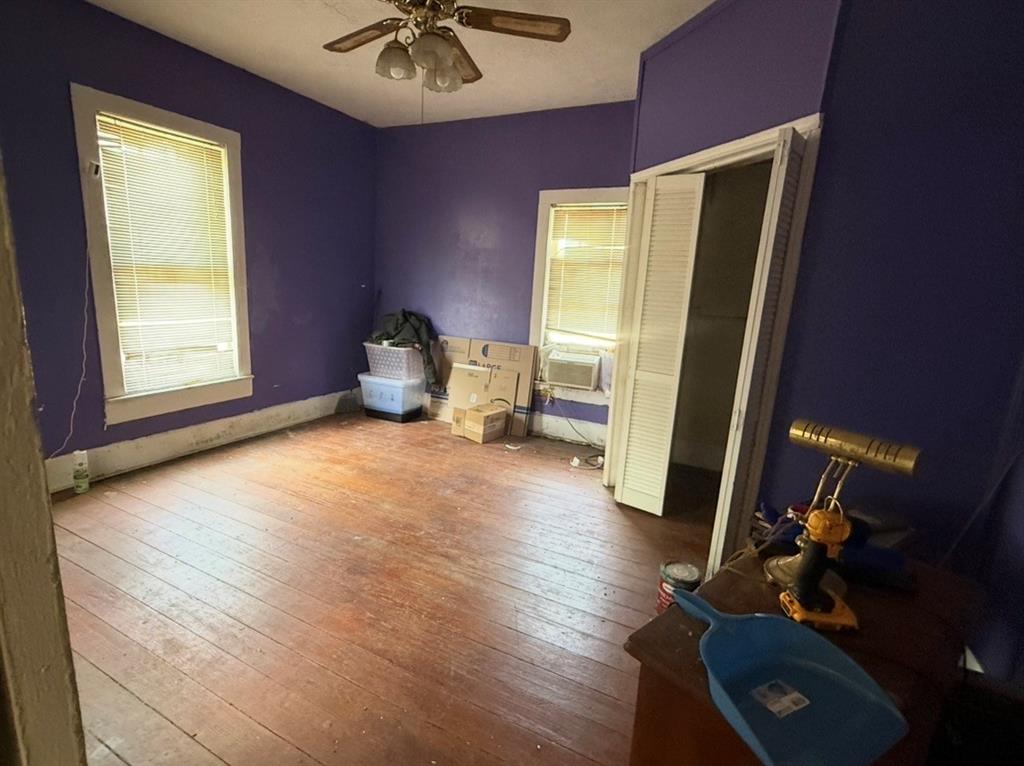 1018 N College Street Property Photo 6