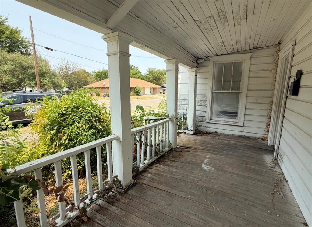 1018 N College Street Property Photo 22