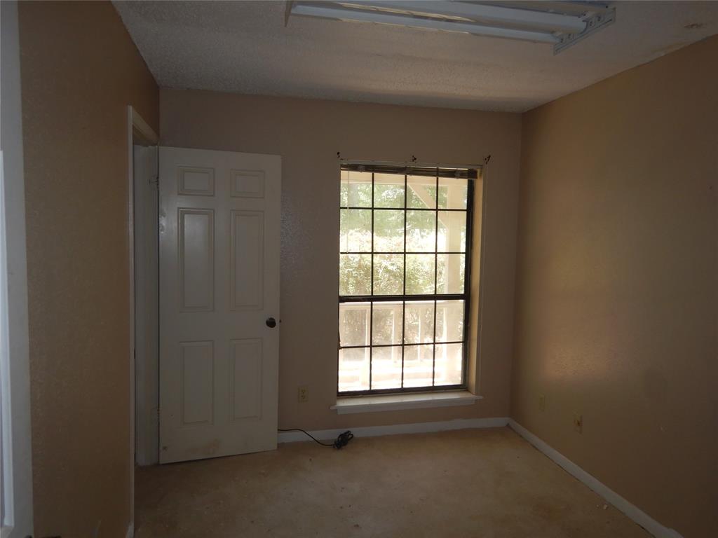 6374 Pawnee Trail Property Photo 12
