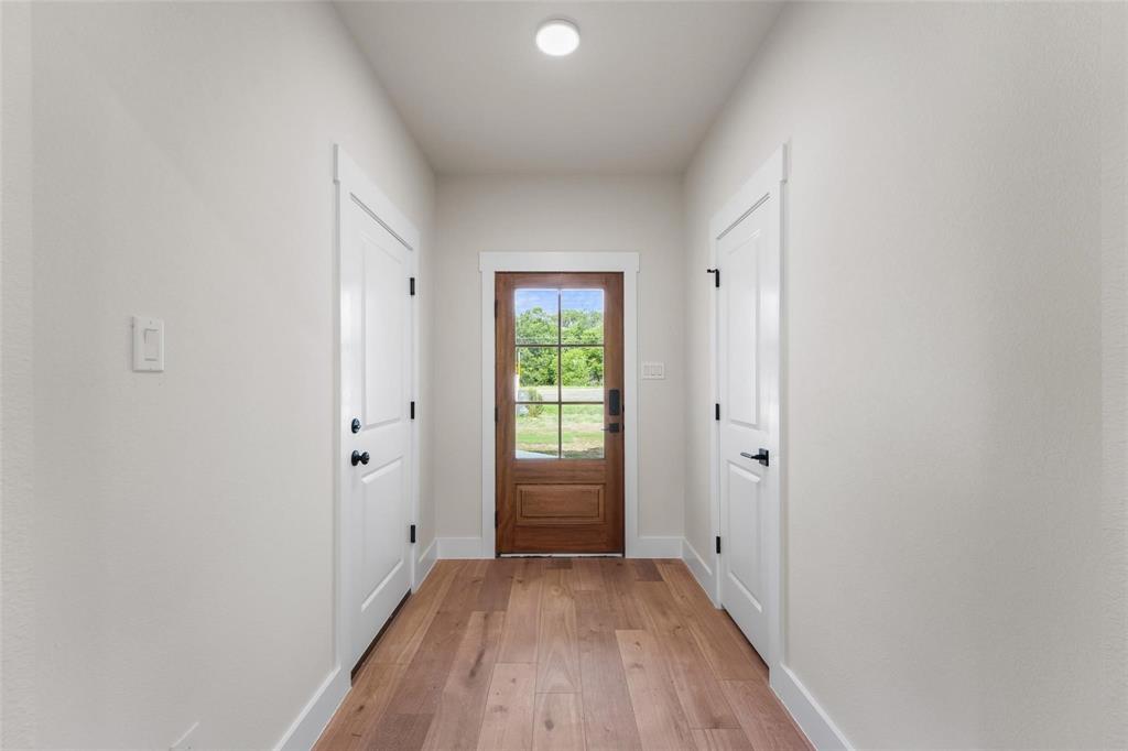 206 S Fm 308 Property Photo 4
