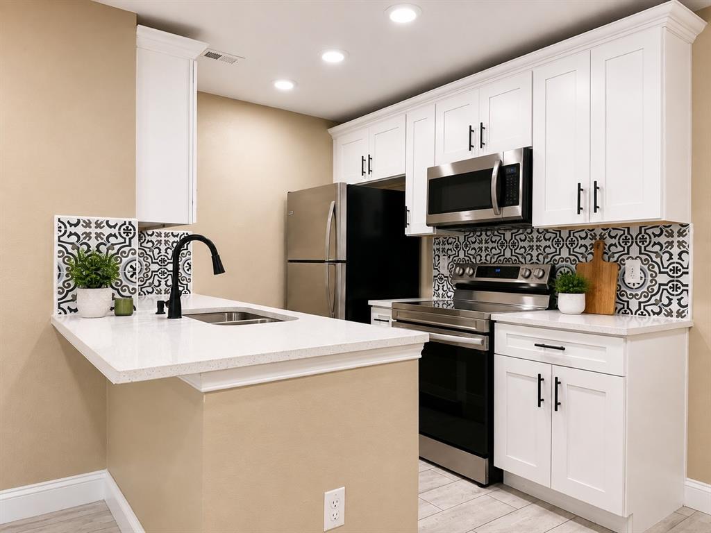 12802 Midway Road 2015 Property Photo 1