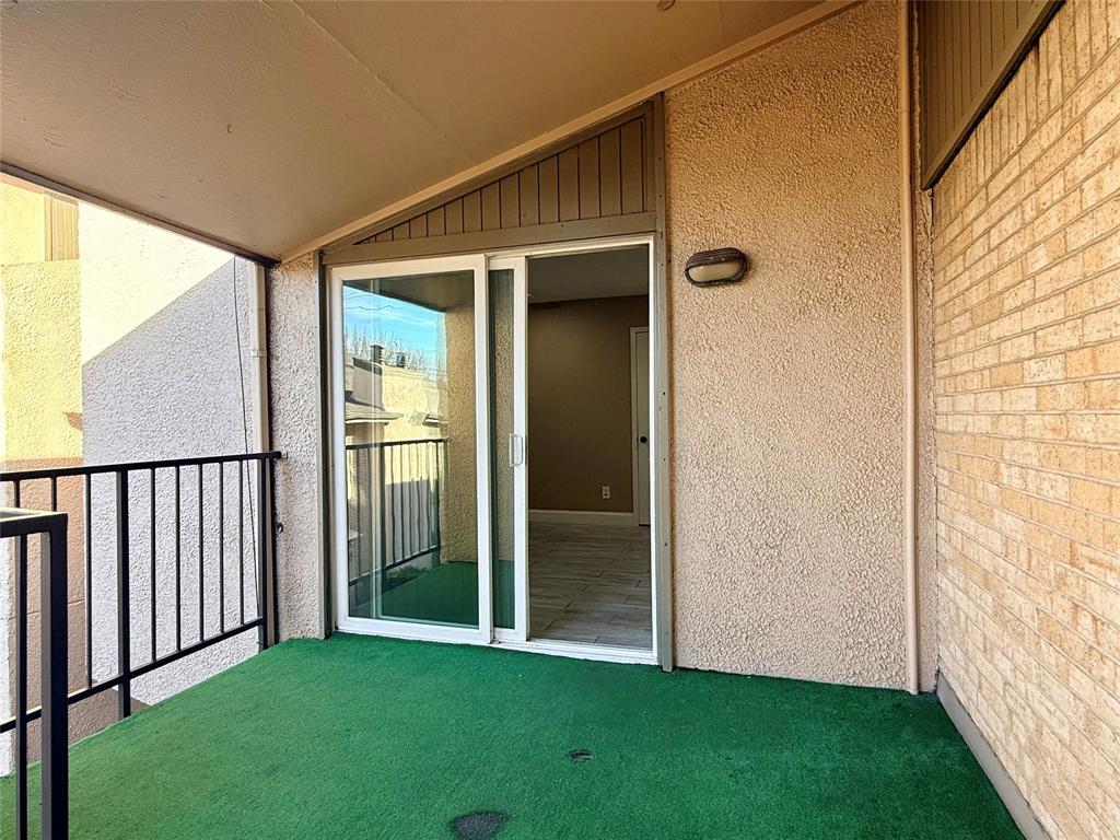 12802 Midway Road 2015 Property Photo 13