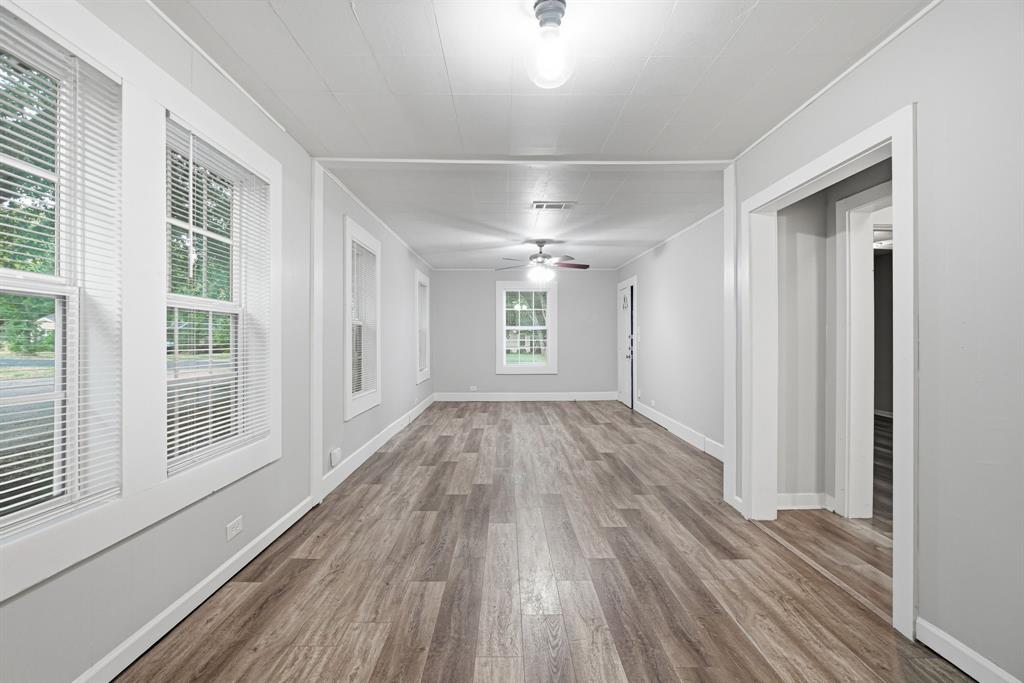 908 Forrest Avenue Property Photo 11