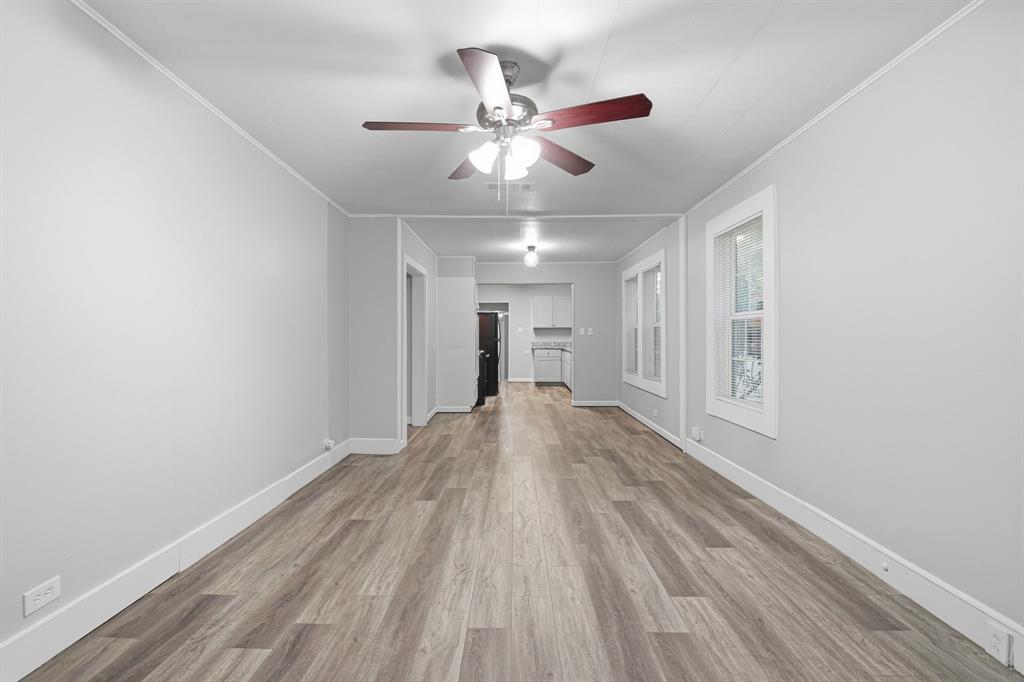 908 Forrest Avenue Property Photo 12