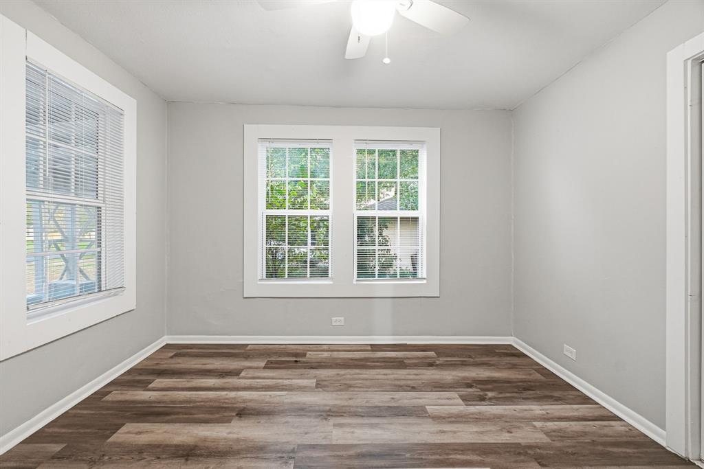 908 Forrest Avenue Property Photo 19