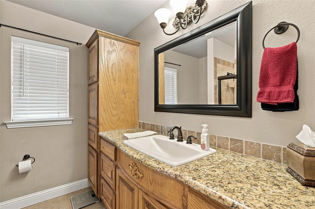 6909 Westover Drive Property Photo 28