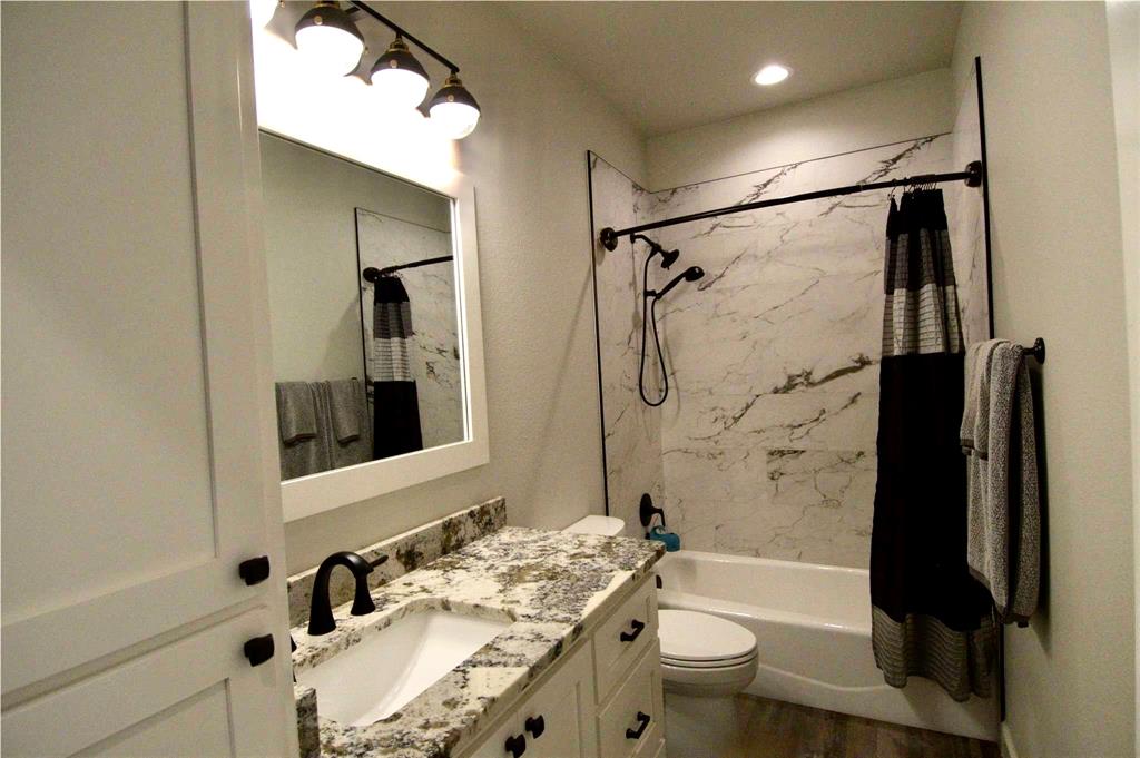 270 Latigo Trail Property Photo 12